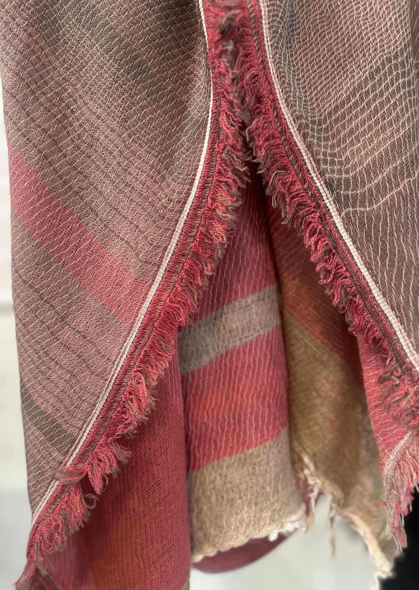 Roots Fluff shawl middle rectangular wool cotton and wool blend