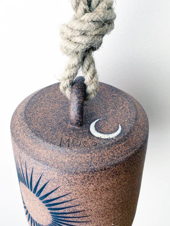 Tucker sun and red circle bell 7” by Mquan