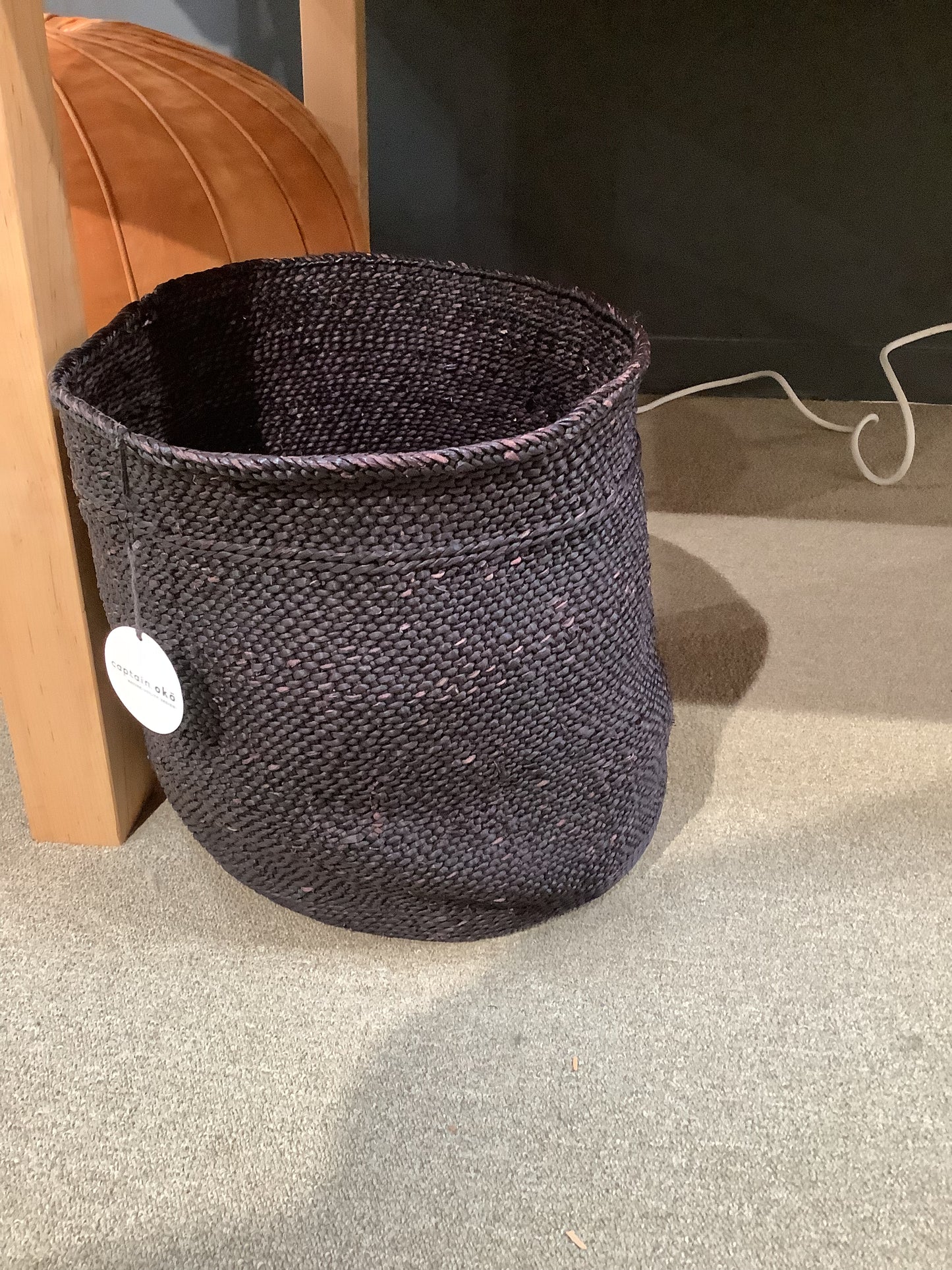 XL tanzanian basketball