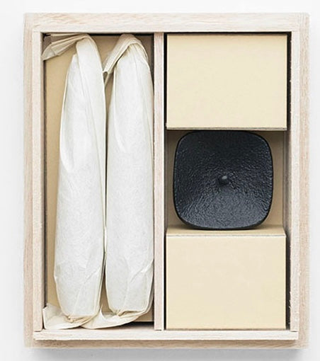 Tohaku Medium Candle Box 2-Pack with stand