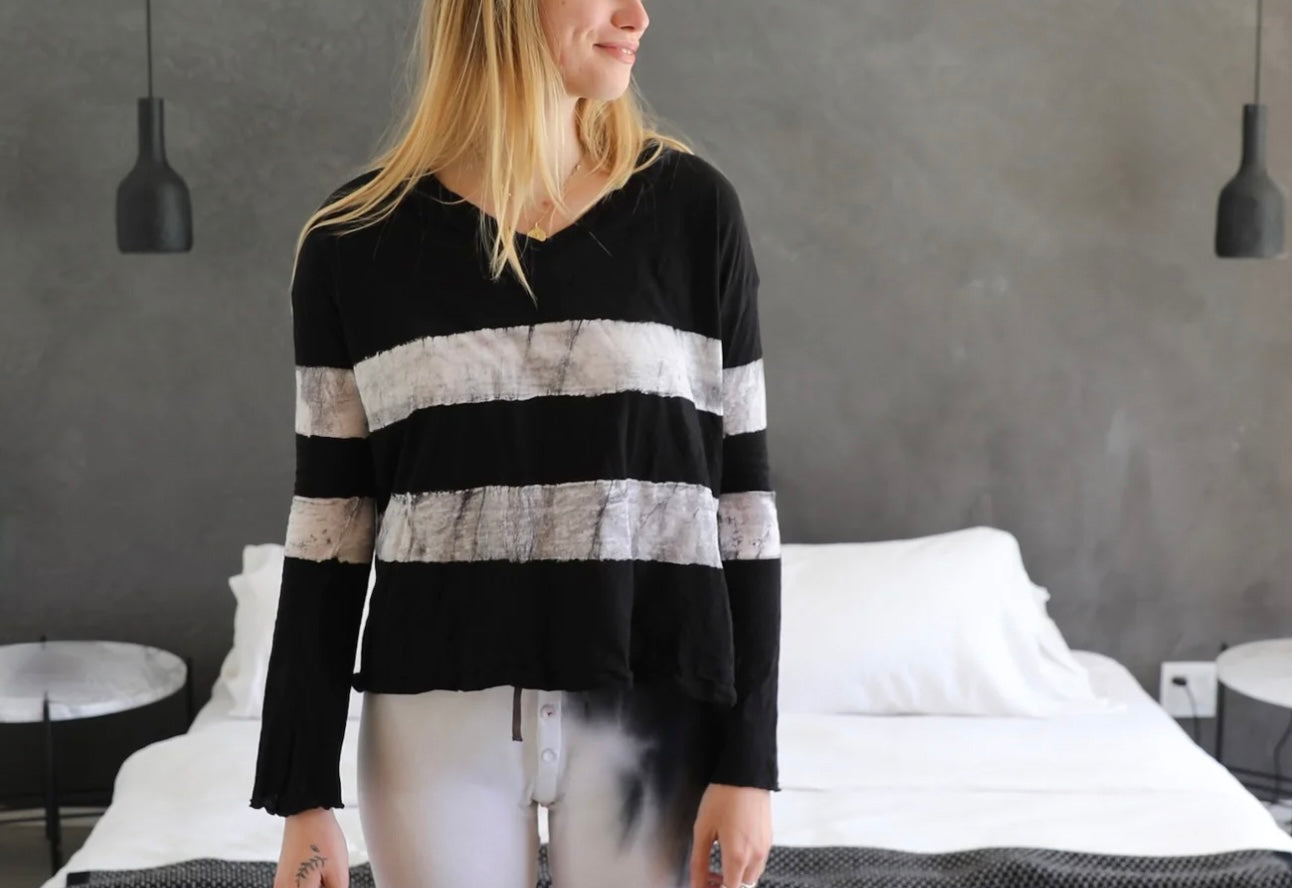 V Trap Top Flare Long Sleeve, Stripes Black White