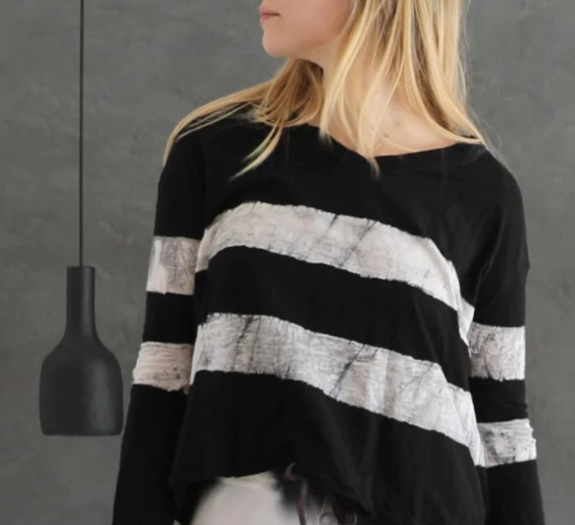 V Trap Top Flare Long Sleeve, Stripes Black White