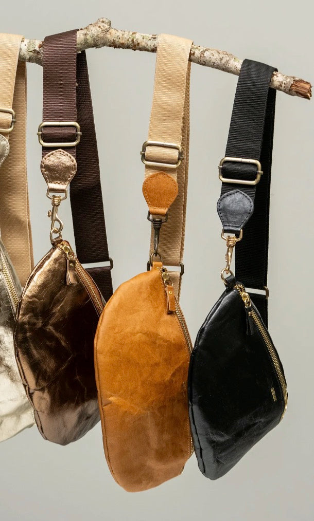 Uashmama Sling Sustainable Purse-Pouch from Italy