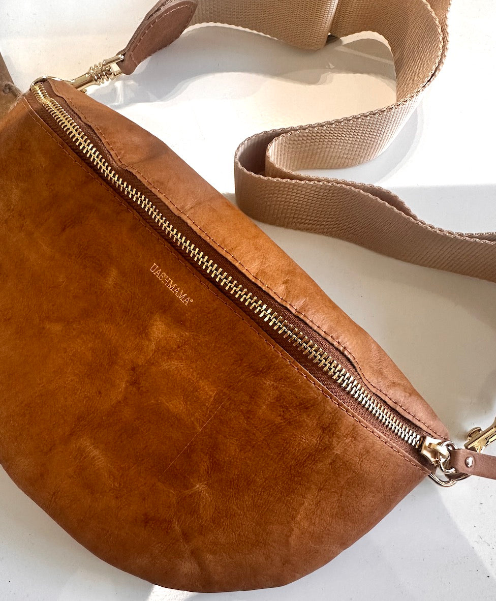 Uashmama Sling Sustainable Purse-Pouch from Italy