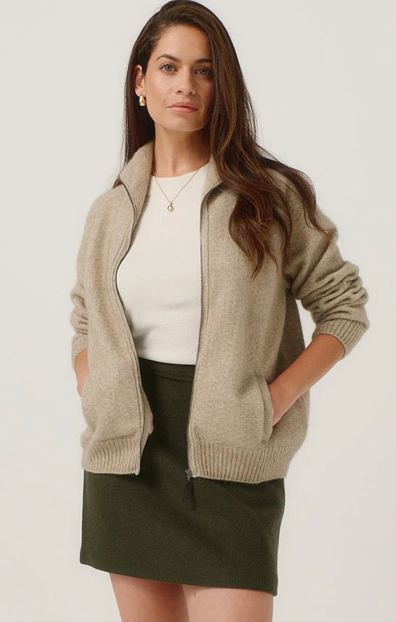 Arianne Soft Zip Sweater Jacket