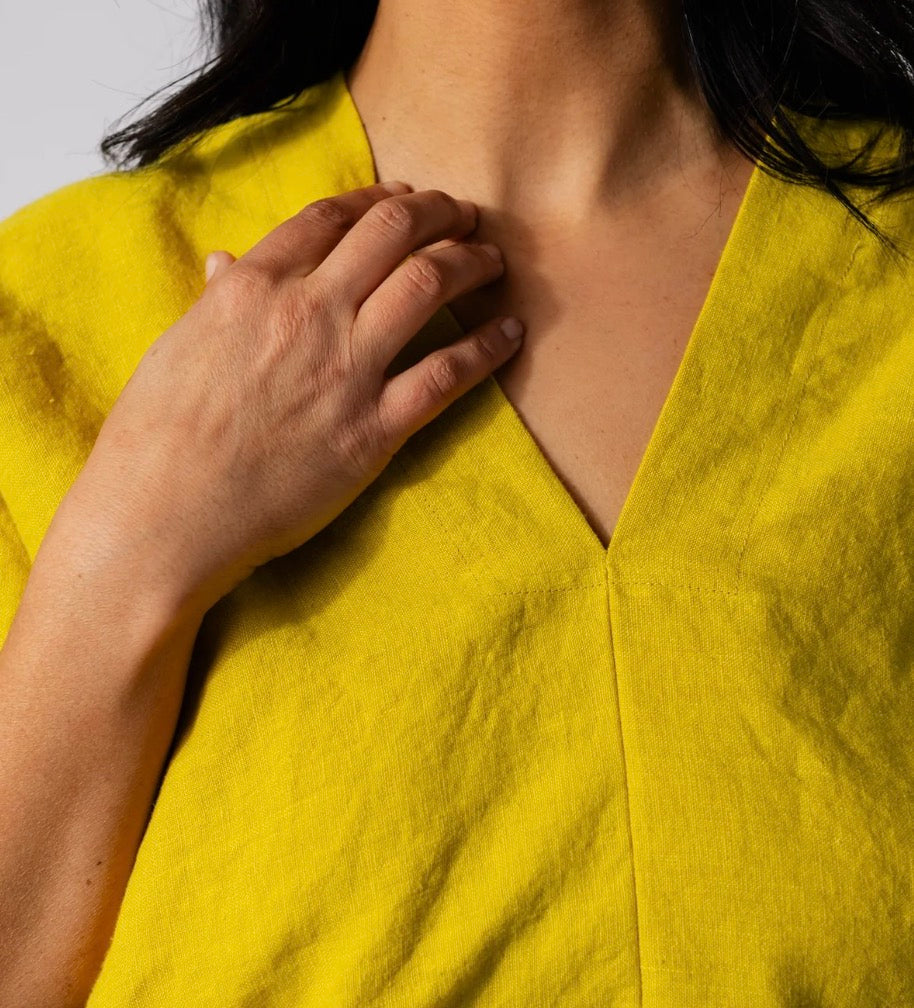 Judith Linen V Top
