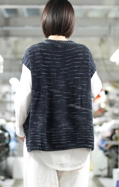 Kai Knit Vest by Tamaki Niime