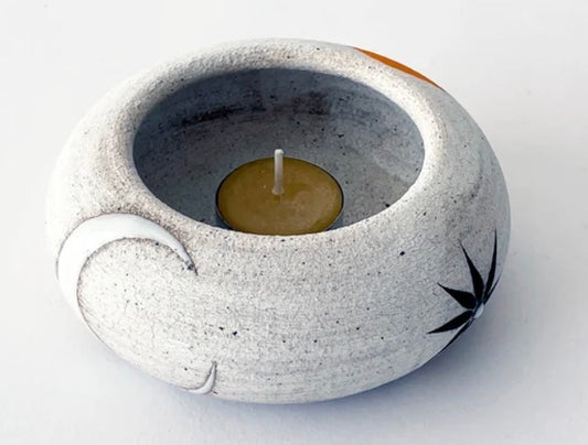 Circular Rock Vessel by Mquan