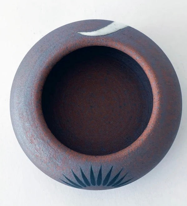 Circular Rock Vessel by Mquan
