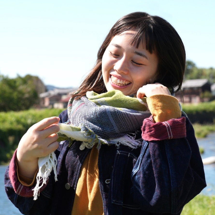 Roots Fluff Small Scarves by Tamaki Niime