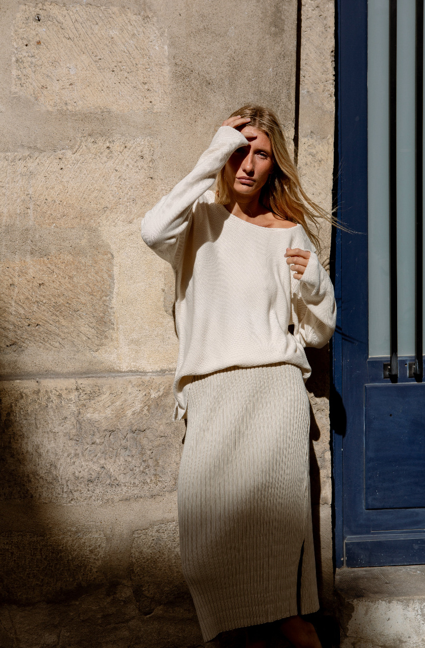 Calli Cotton Seed Stitch Top: Free FIt Size in Onyx or Natural