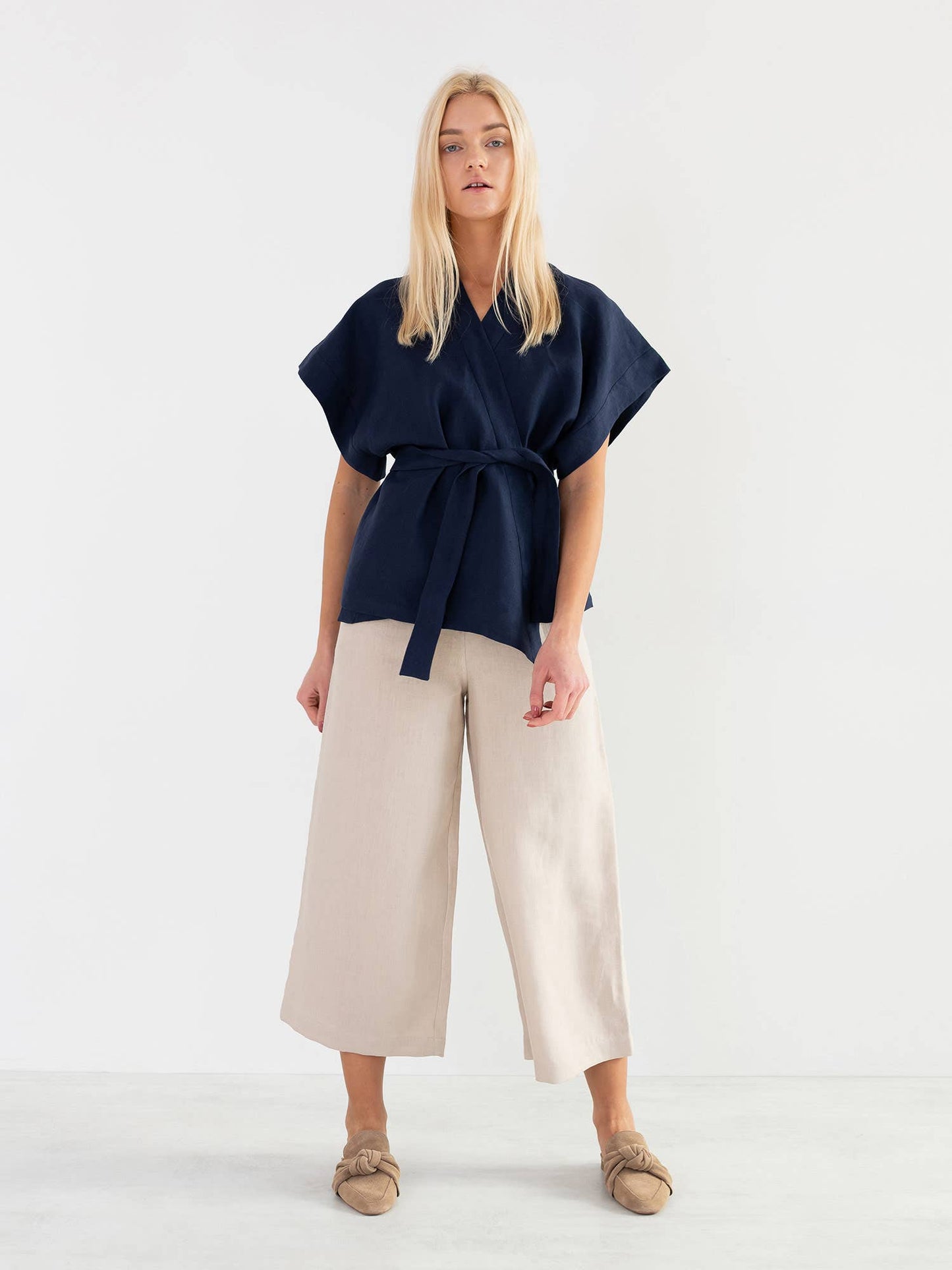 Love and Confuse - Eli Linen Kimono Top: White / S