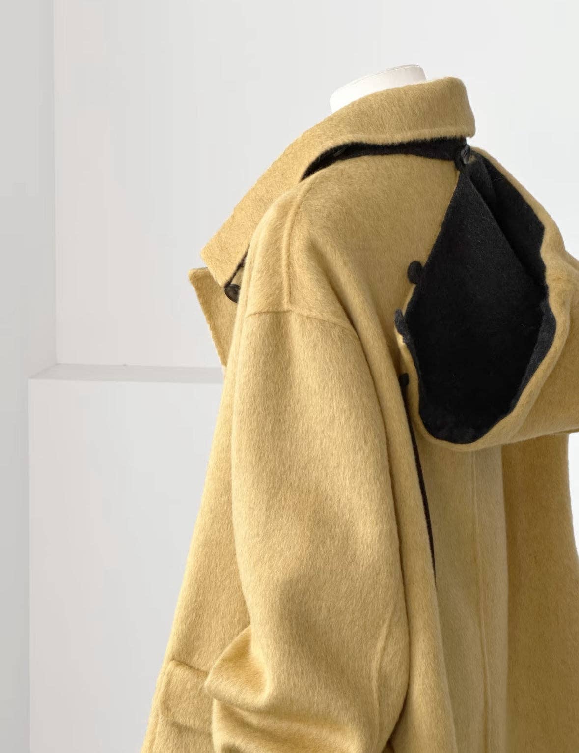 Loom & Line - Clara Mid-Length Two-tone Hooded Jacket - Mustard: One Size