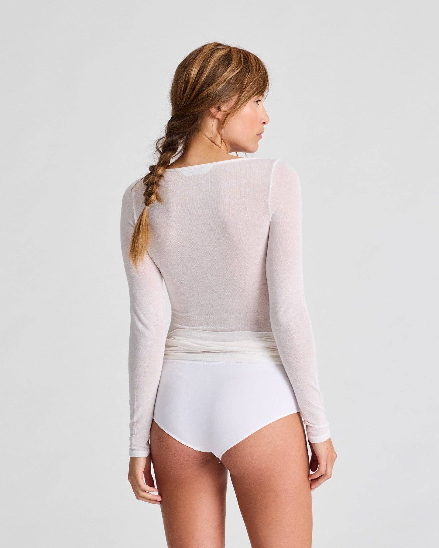 gai-lisva - Signe  Wool Wrap Top - White: L