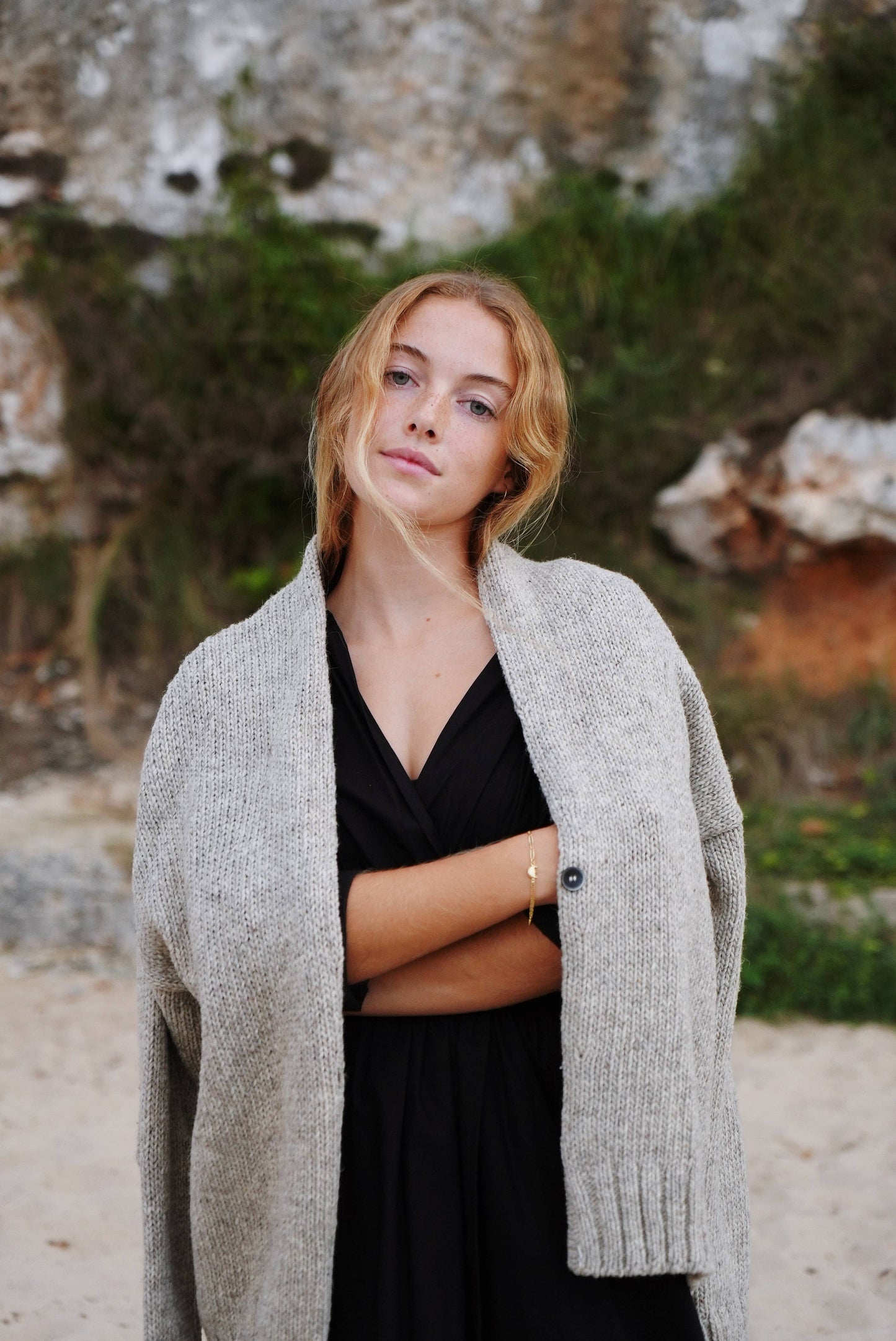 CECILIA SÖRENSEN - 900 Artisan Cardigan – Pure Merino Wool: Natural brown / M/L