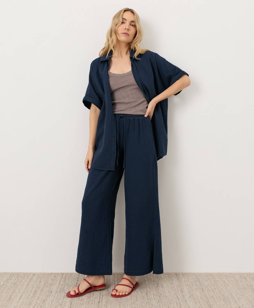 Pact - Women's Coastal Double Gauze Split Hem Pant: Navy / Medium