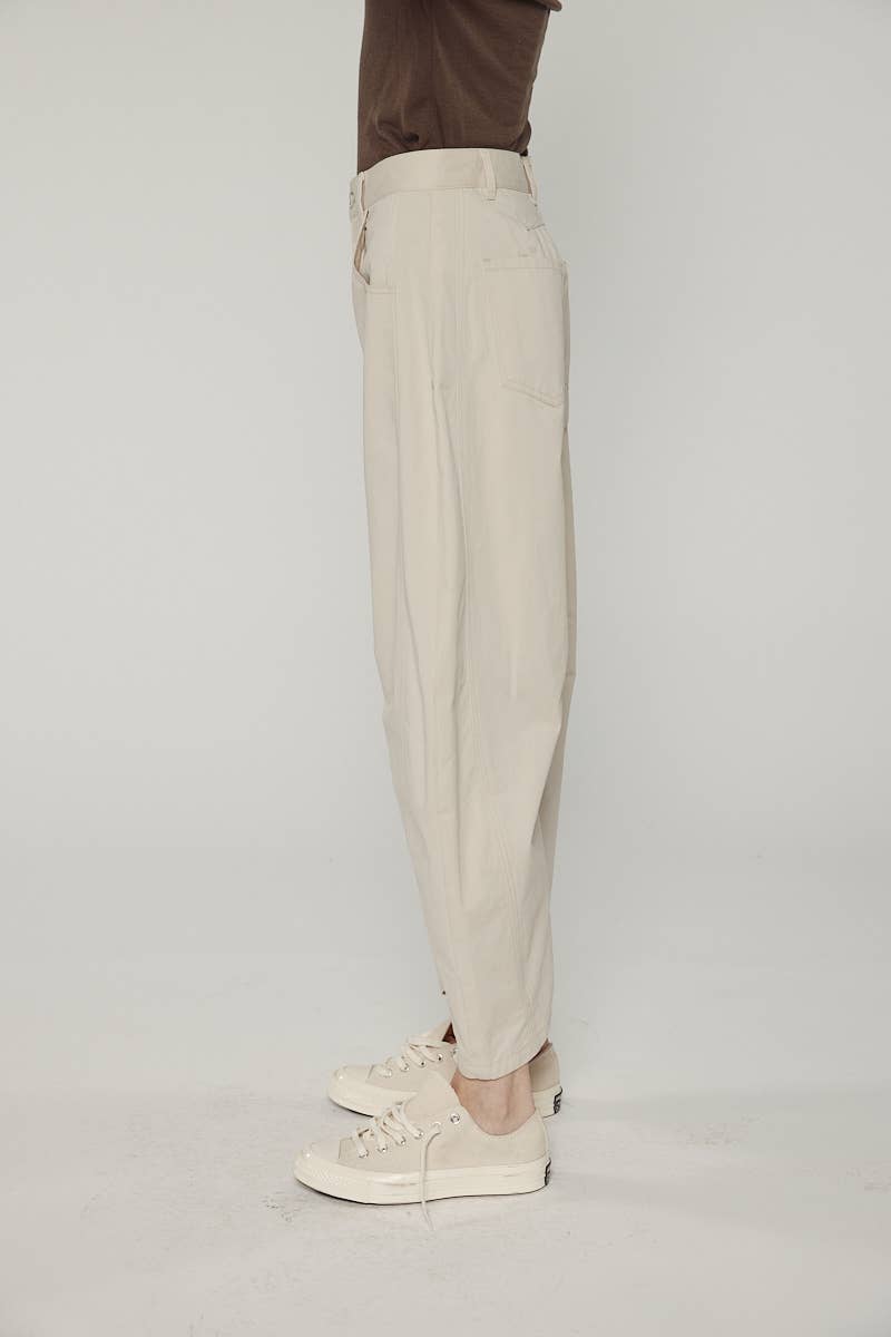 amente - Seemed barrel pants: Beige / Solid / S