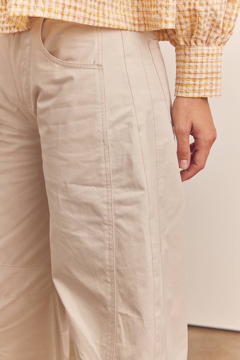 amente - Seemed barrel pants: Beige / Solid / XS