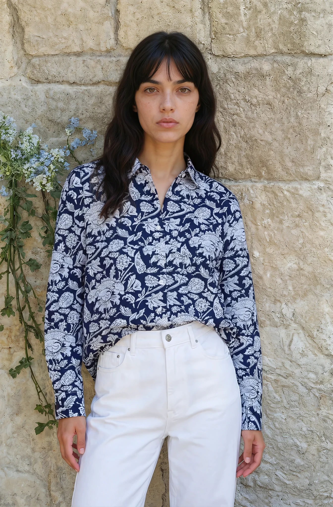 and for Good - Good Boyfriend Shirt - Madison Floral Navy: Navy / S/M