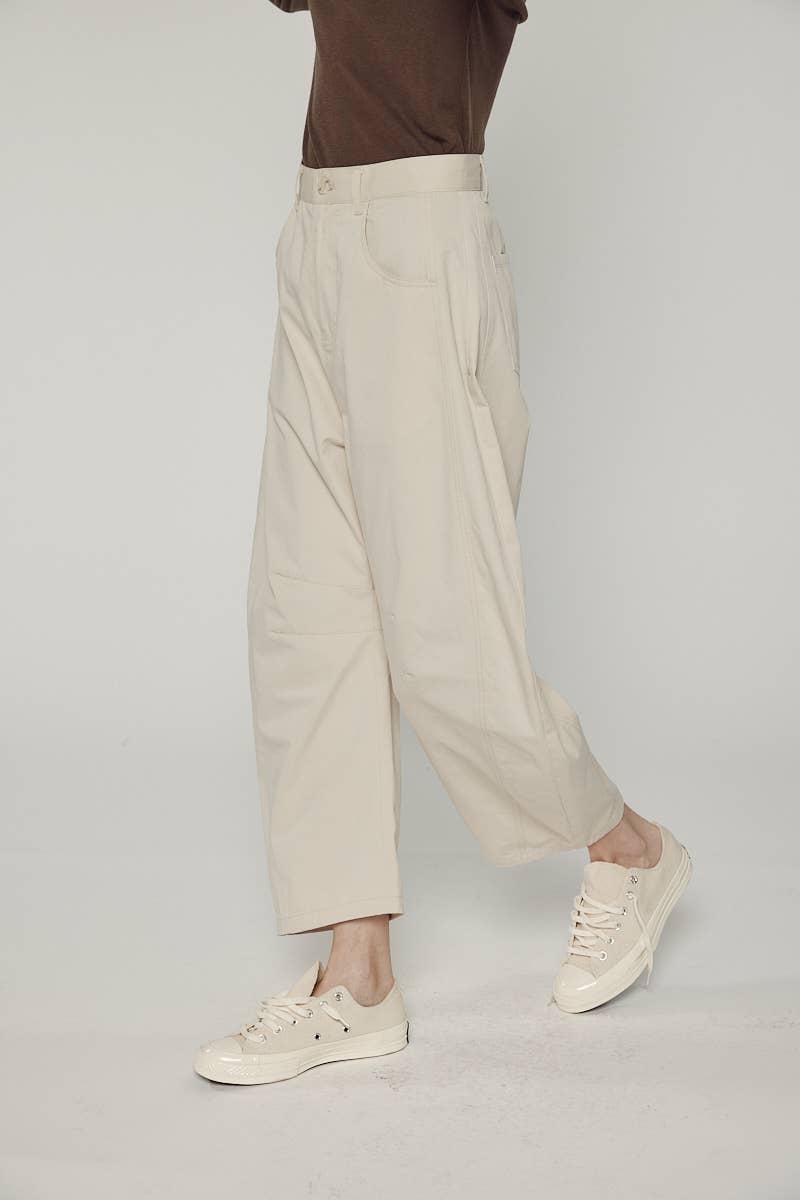 amente - Seemed barrel pants: Beige / Solid / M