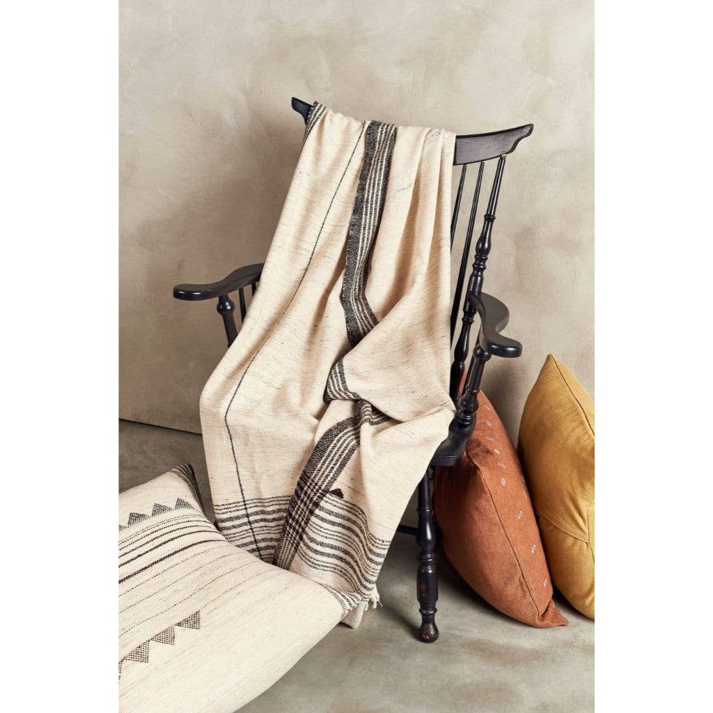 Variously - Seytu Undyed White and Black Handloom Throw