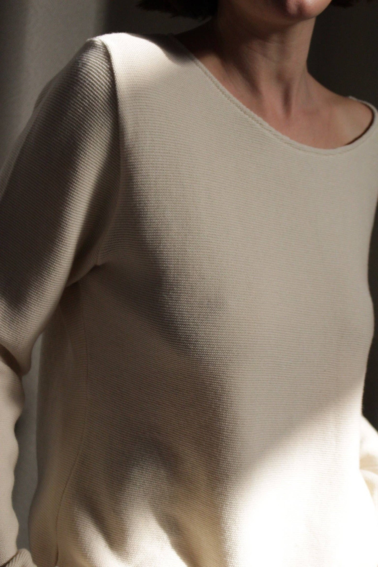 Calli Cotton Seed Stitch Top: Free FIt Size in Onyx or Natural