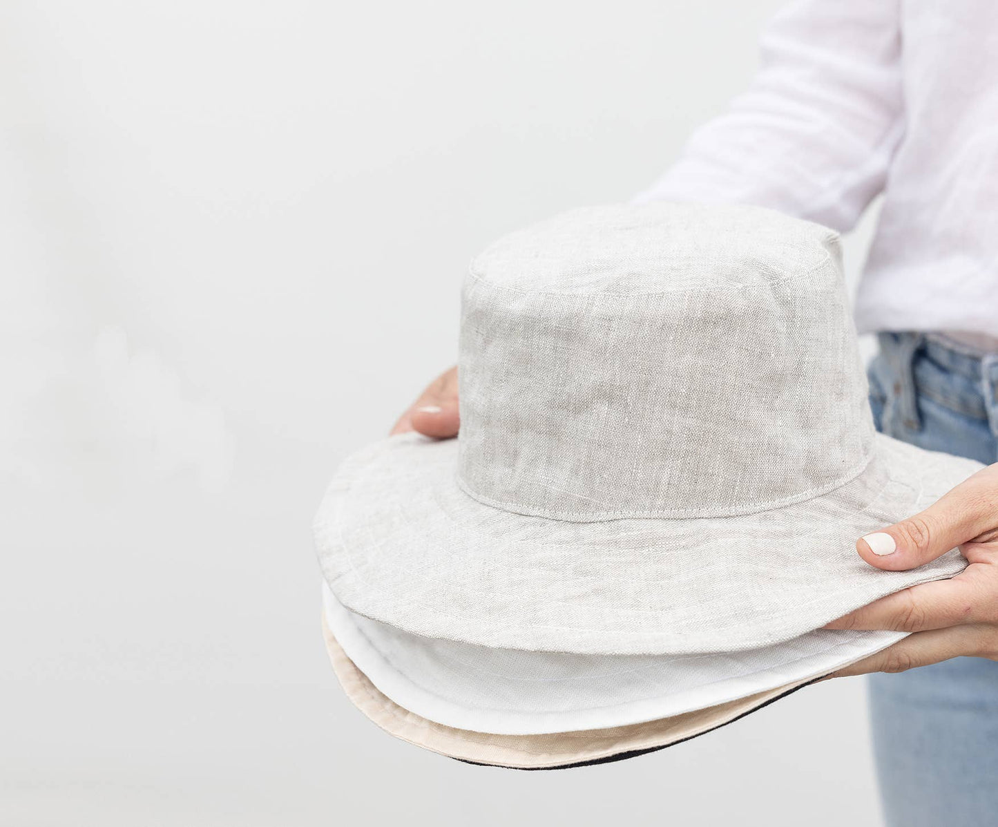 Celina Mancurti, LLC - Linen Bucket Hat: Black