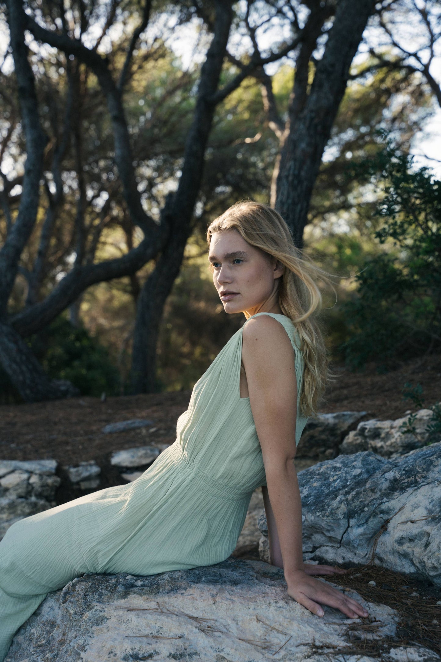 V Gathered greek dress in soft, organic, cotton: Navy blue
