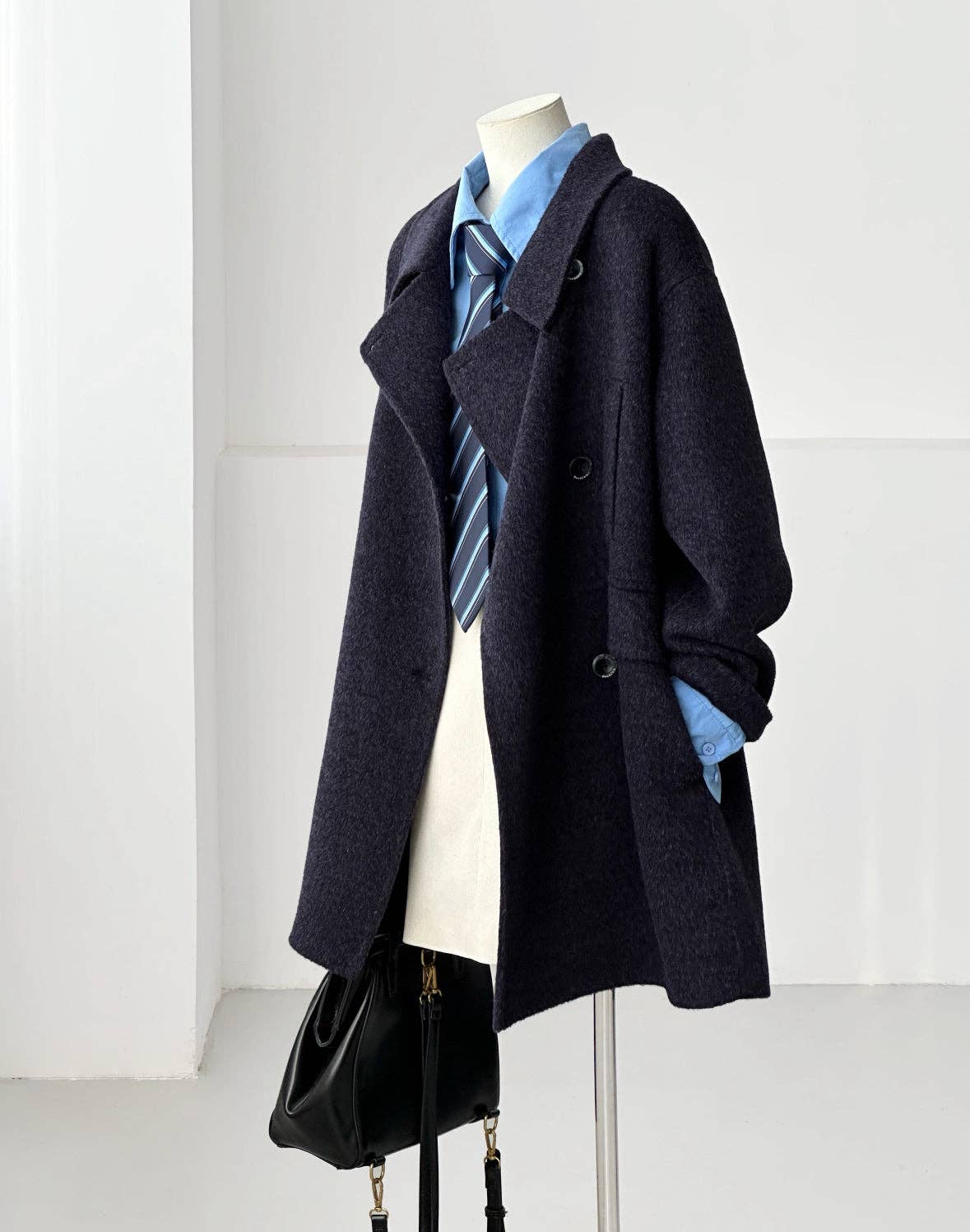 Loom & Line - Merrin Mid-length Wool Coat - 5 Colors: Navy / One size