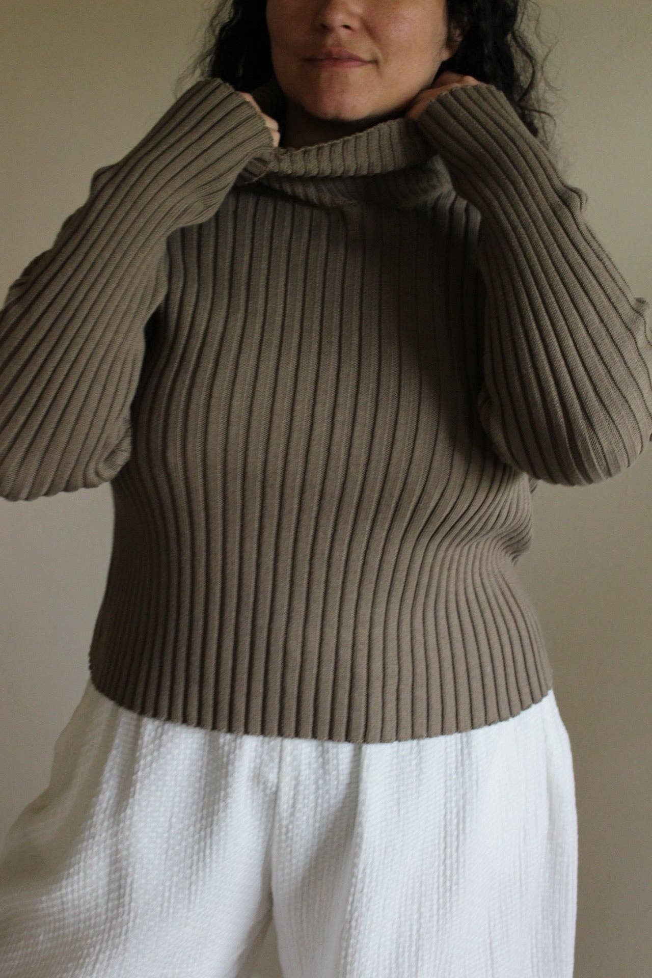 Na Nin - Montana Pima Cotton Turtleneck: Onyx / O/S