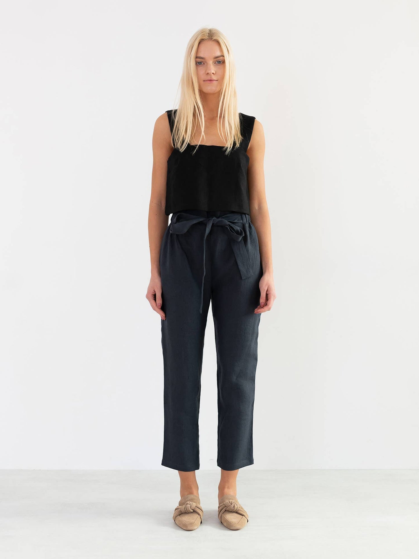 Love and Confuse - Noah High Waisted Linen Pants: Navy Blue / M