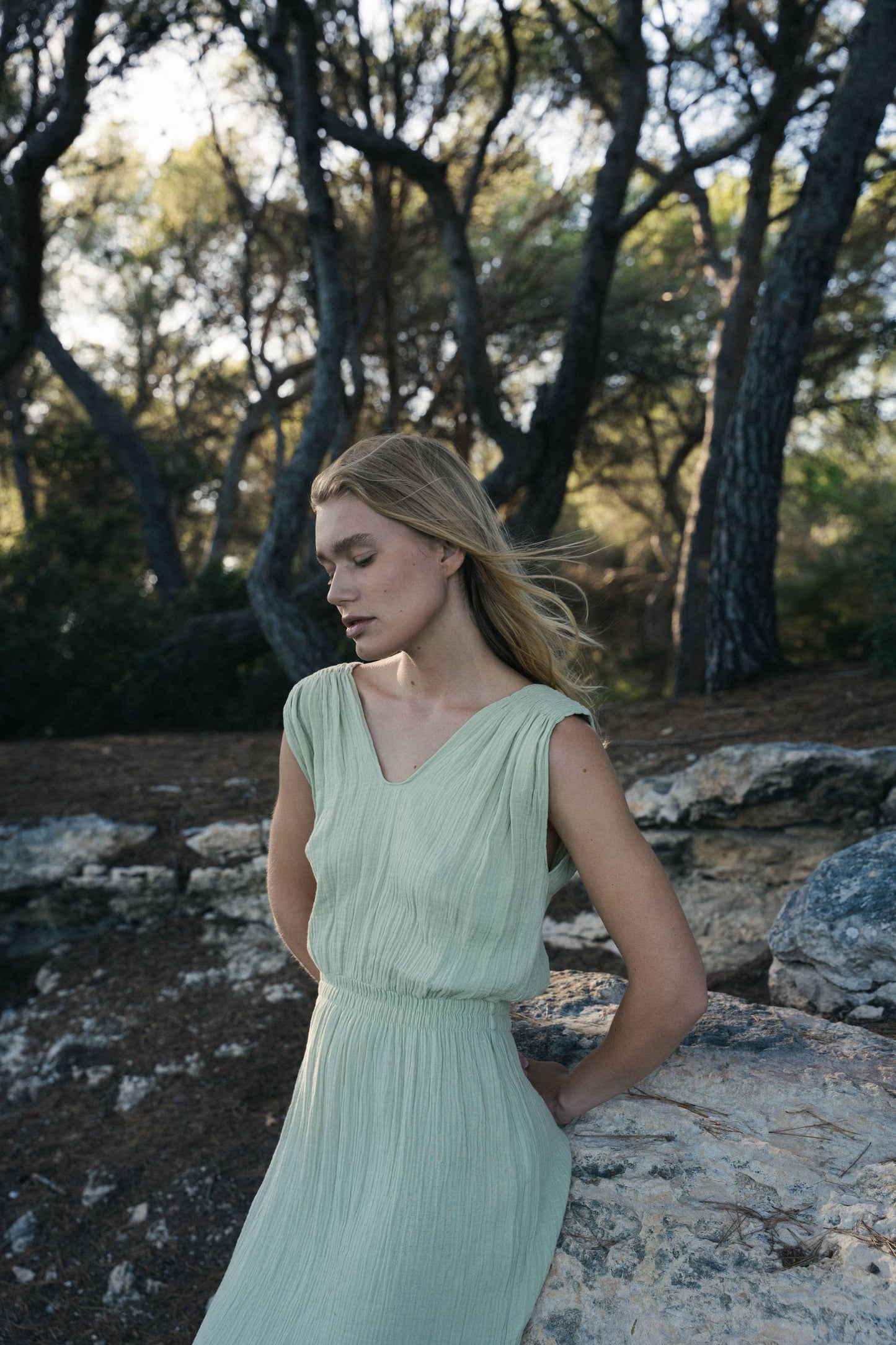 V Gathered greek dress in soft, organic, cotton: Navy blue