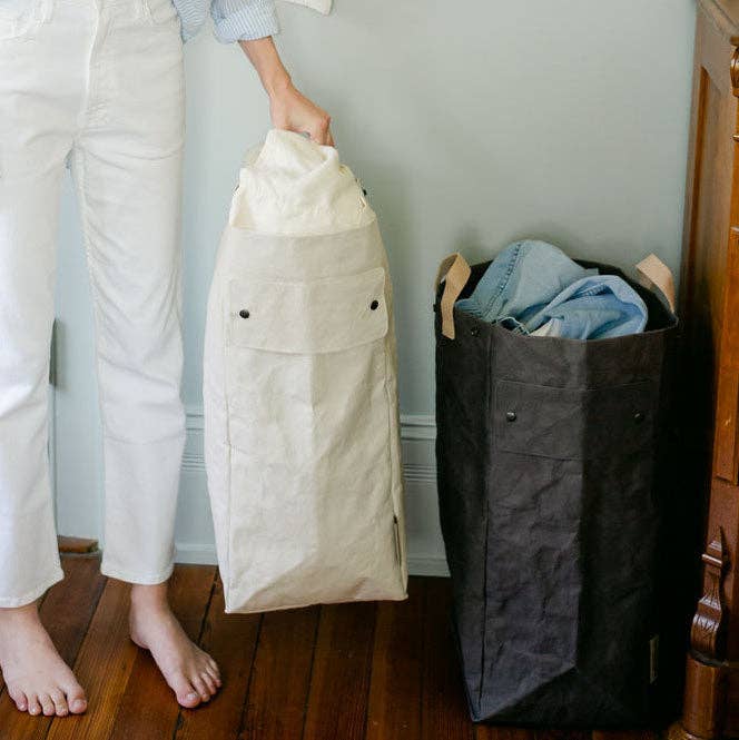 Uashmama - LAUNDRY BAG HAMPER: White