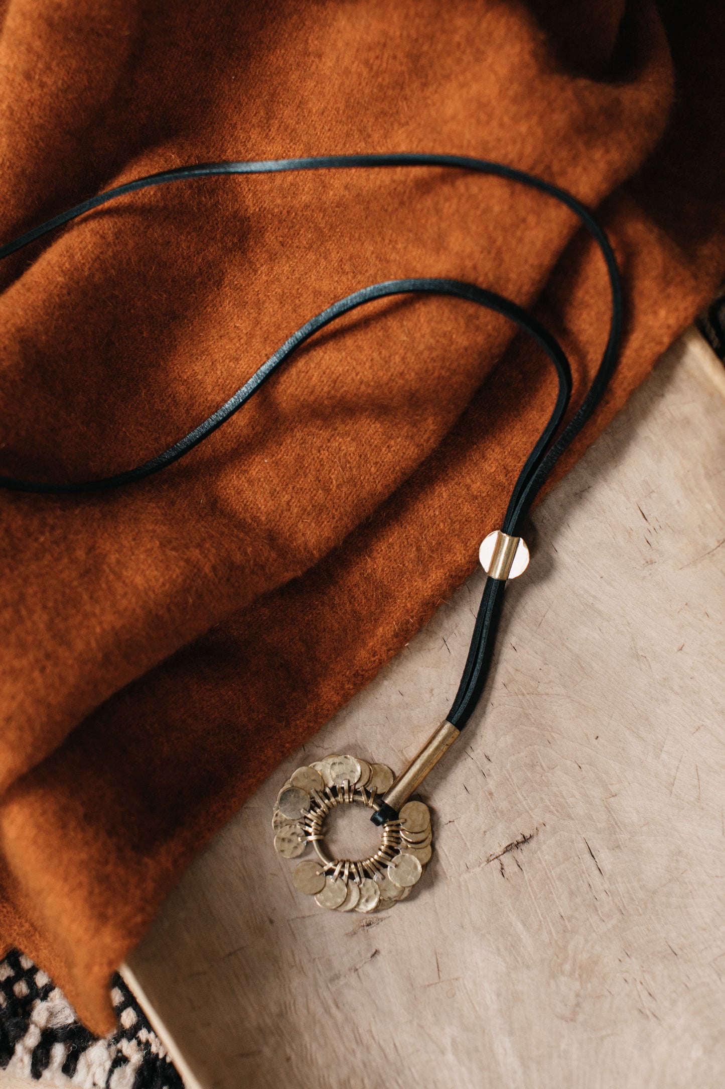 Floos Cluster Pendant Necklace