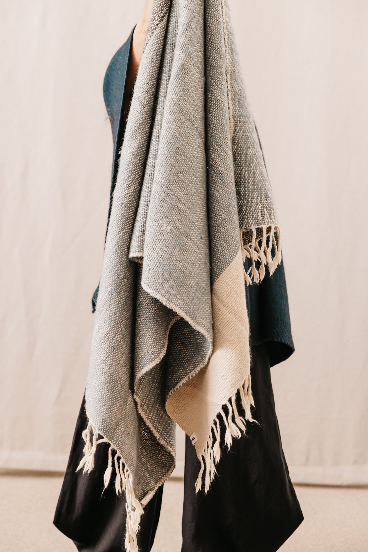 Taal Throw 40'' x 80''