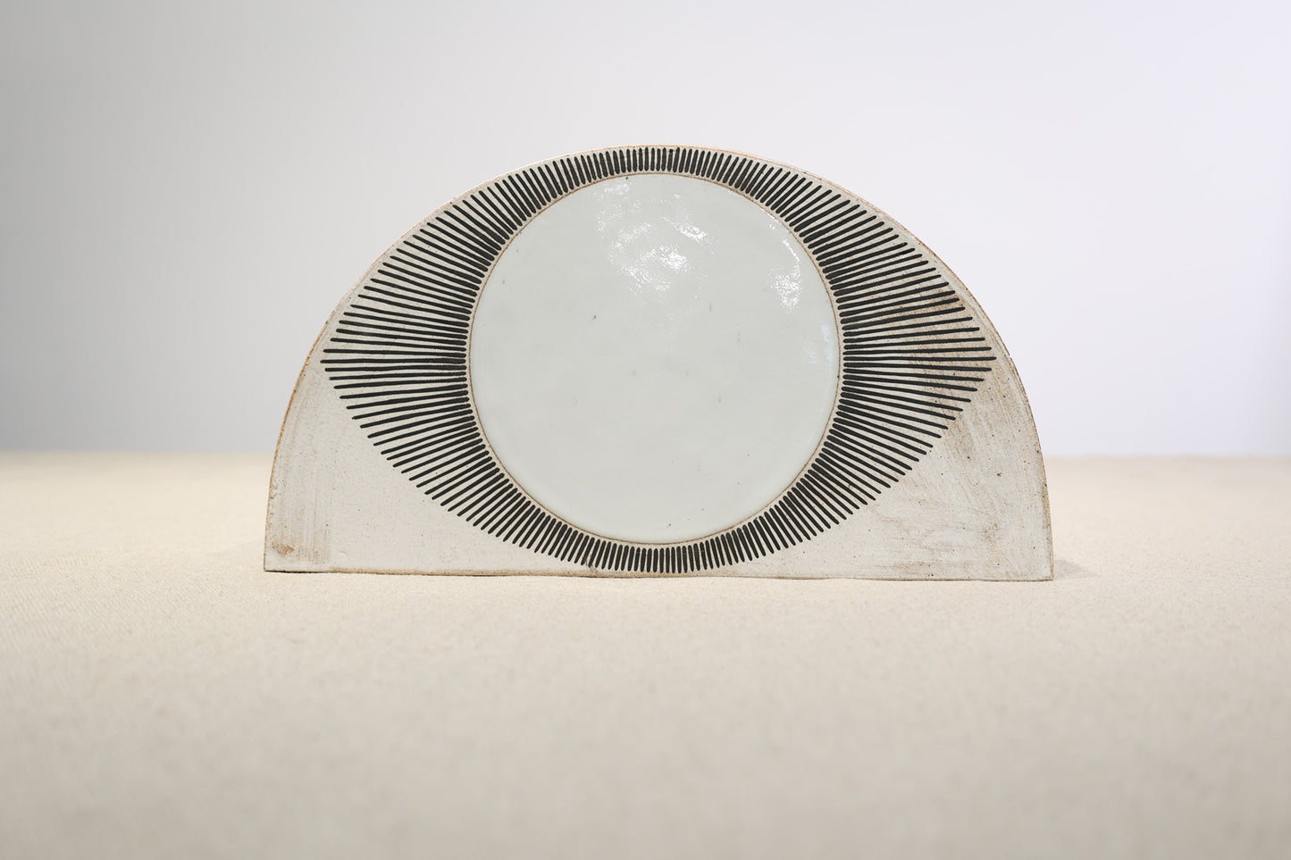 New Half Eye White Sculpture MQUAN