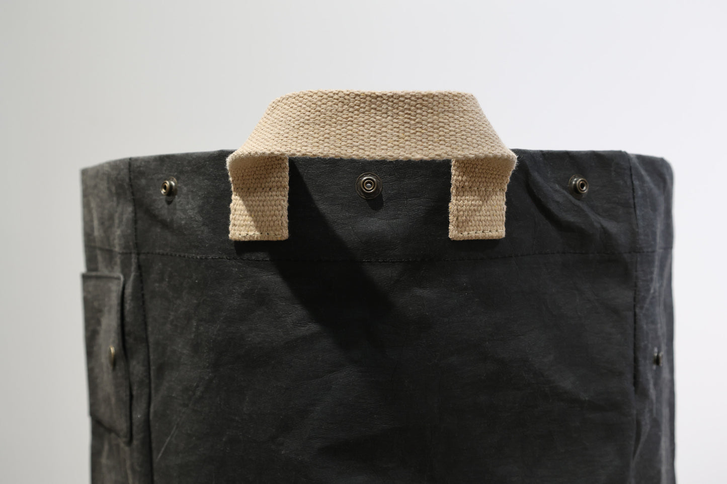 Uashmama LAUNDRY TOTE from Italy