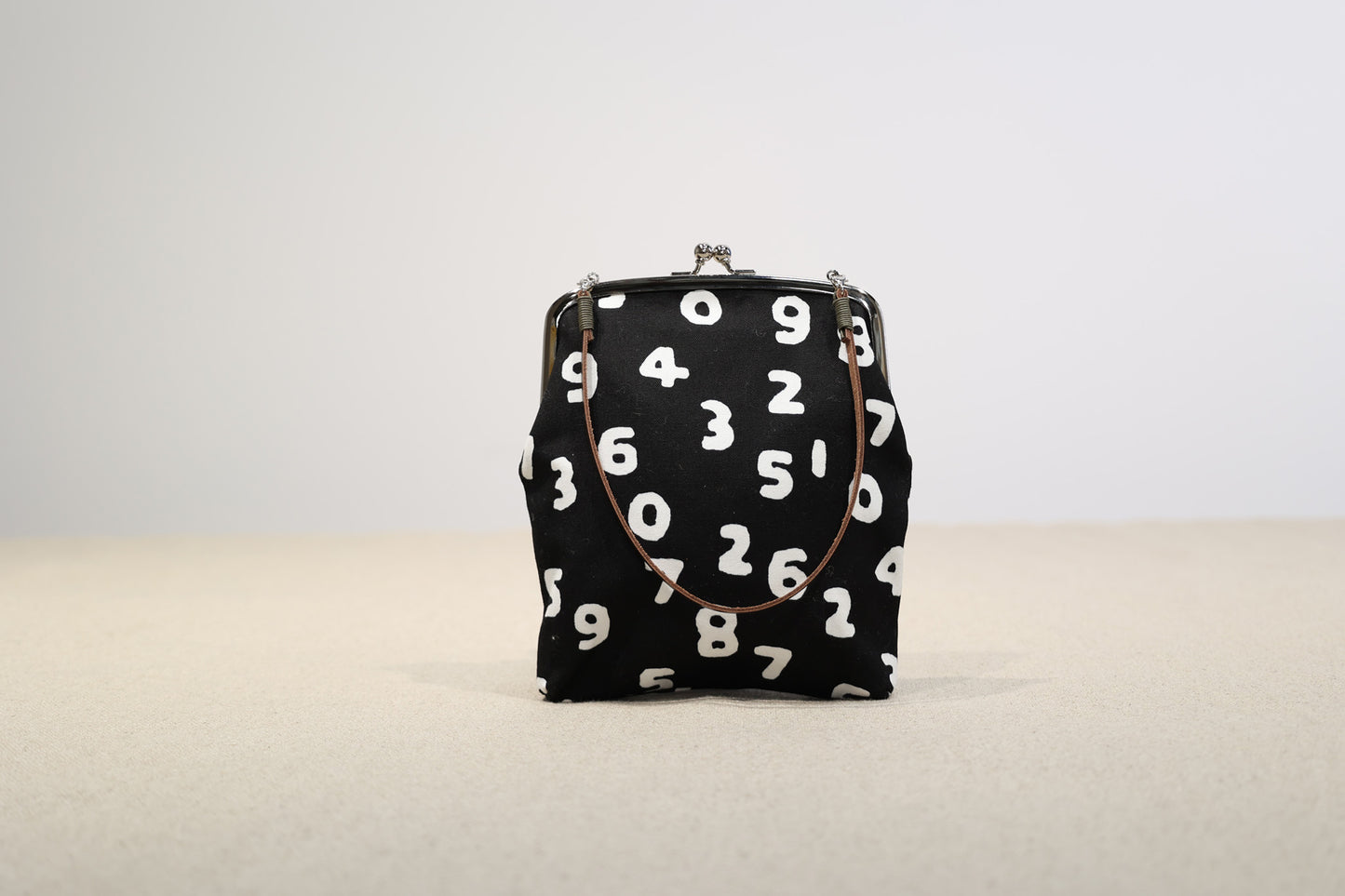 Numbers Purselette