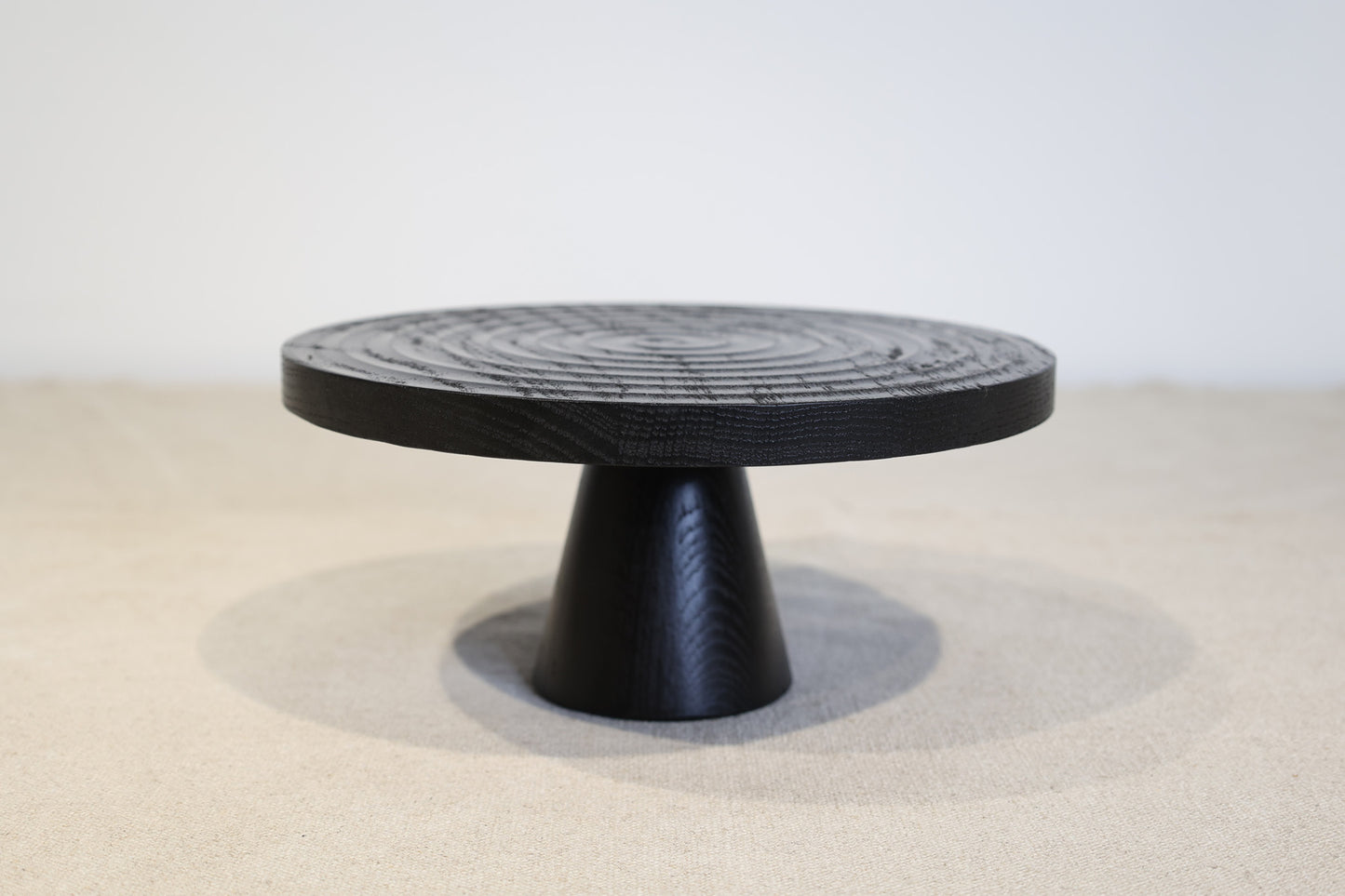 walnut pedestal large