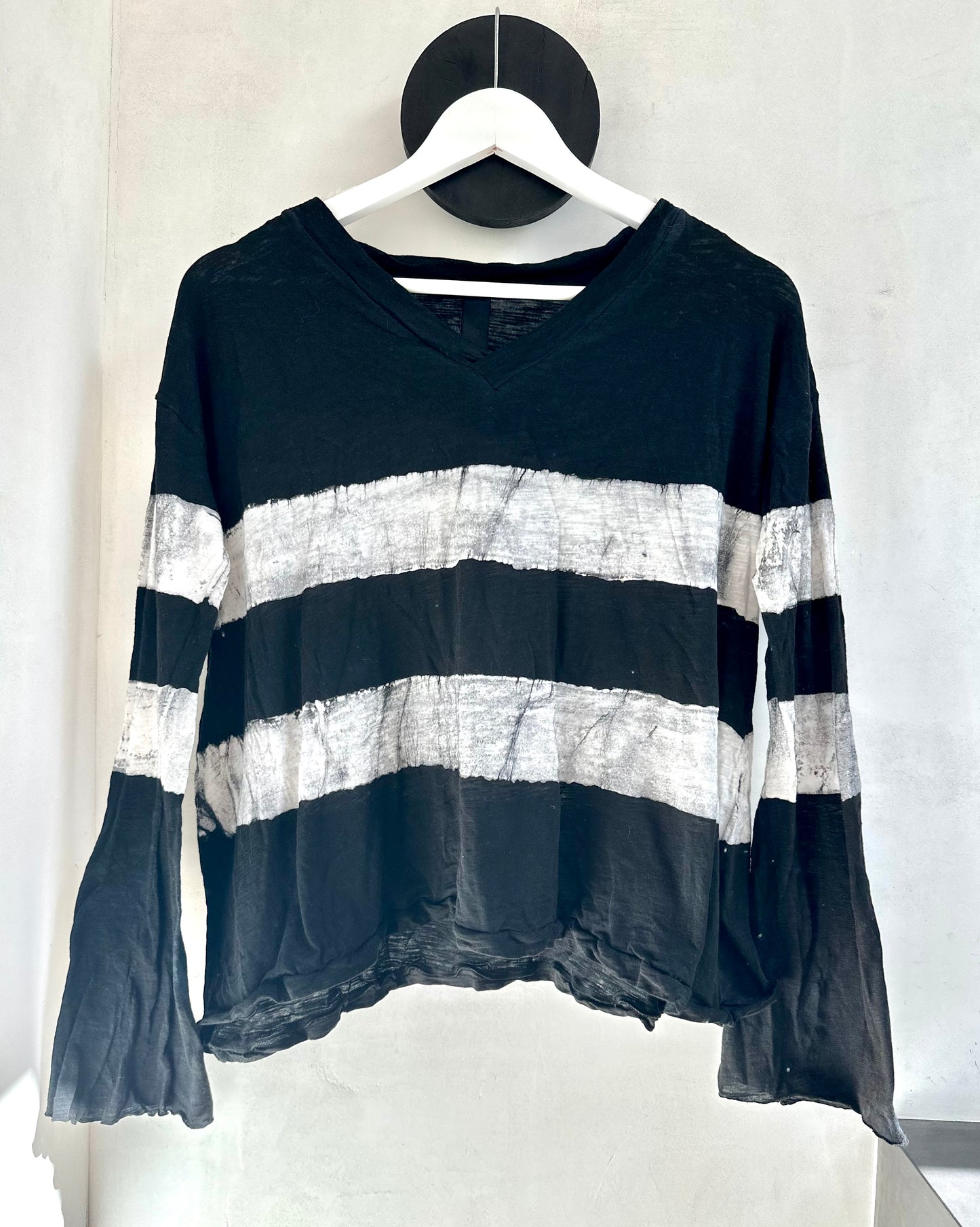 V Trap Top Flare Long Sleeve, Stripes Black White