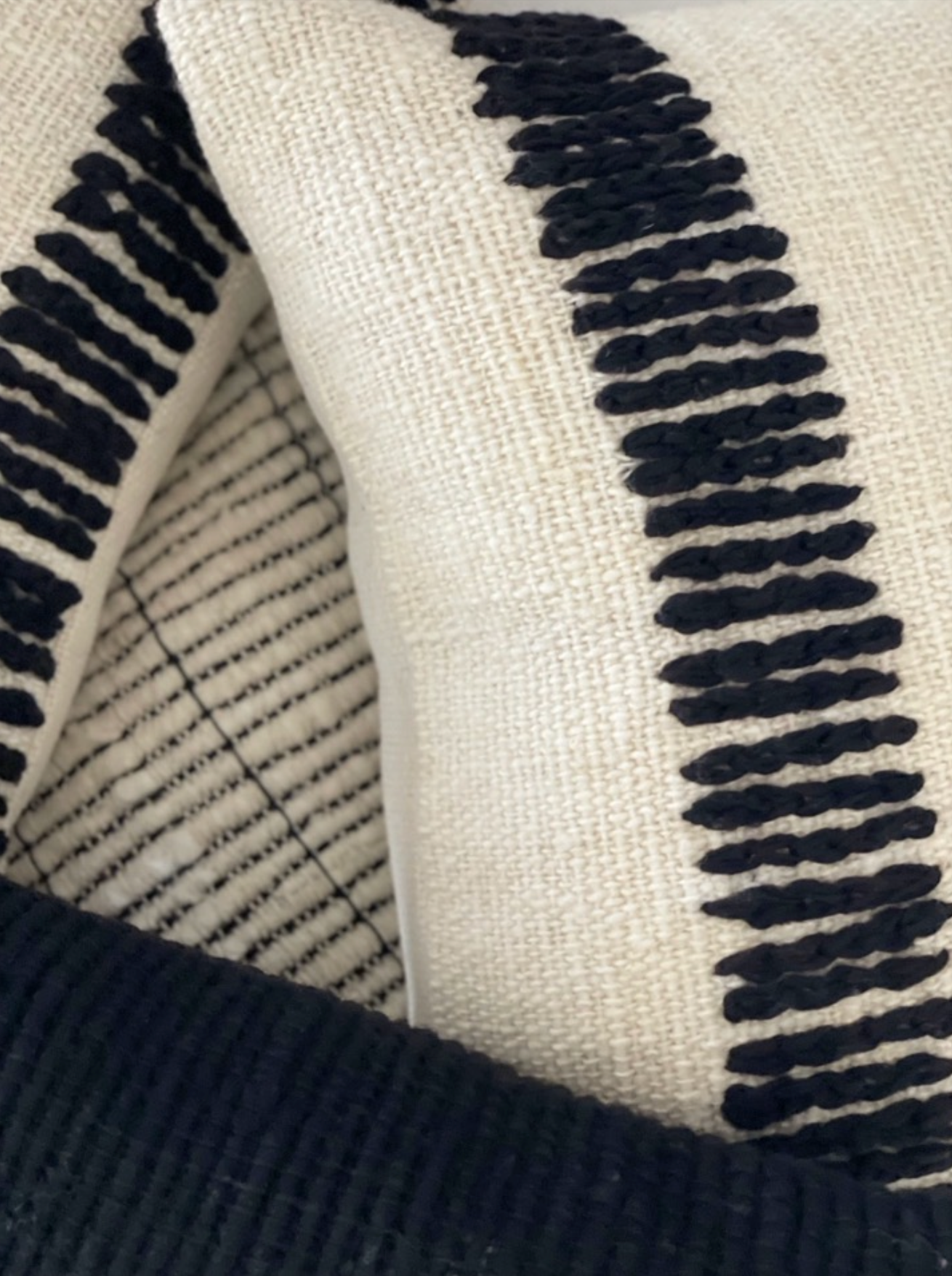 Chainstitch Makun Woolen Pillow 24" x 15"