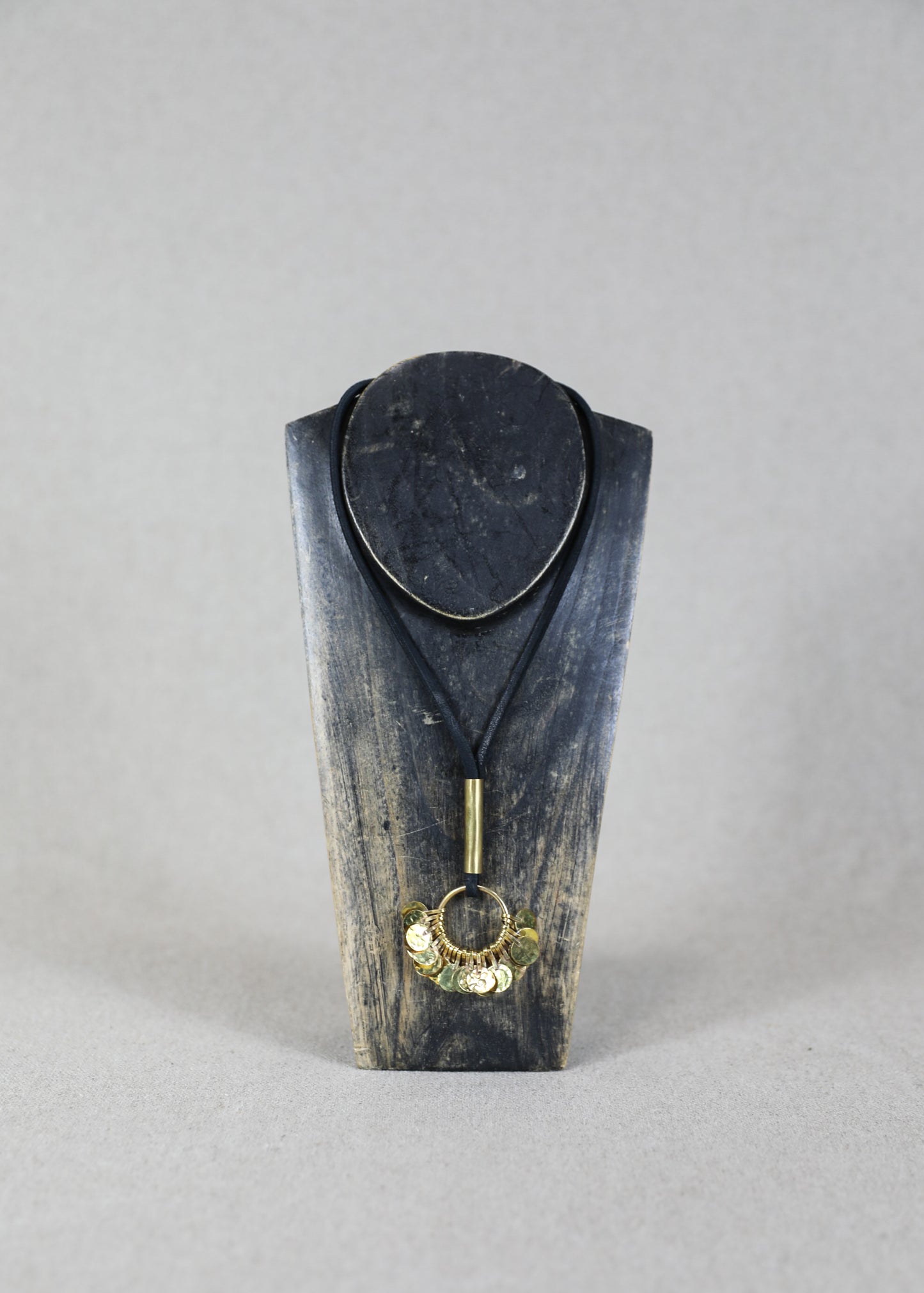 Floos Cluster Pendant Necklace